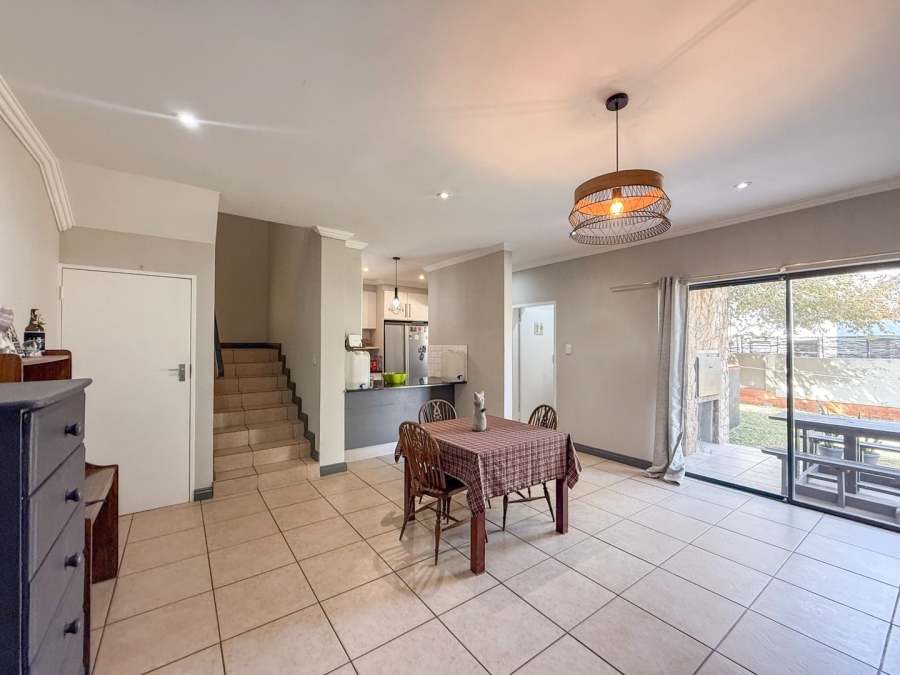 3 Bedroom Property for Sale in Melodie North West
